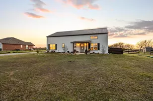 5828 County Rd 1093, Celeste, TX 75423 - Photo 30