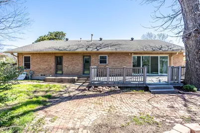 411 S Centre Lane, Lancaster, TX 75146 - Photo 26
