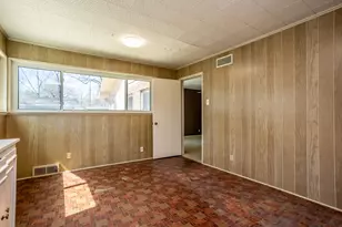 411 S Centre Ln, Lancaster, TX 75146 - Photo 14