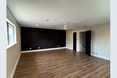 10108 Laingtree Drive, Dallas, TX 75243 - Photo 16