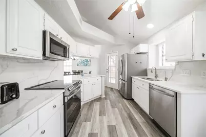 801 Fawn Valley Drive, Allen, TX 75002 - Photo 16