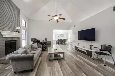 801 Fawn Valley Drive, Allen, TX 75002 - Photo 4