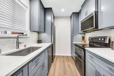 2809 Rio Branco Street #102, Farmers Branch, TX 75234 - Photo 8