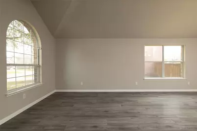 3247 Yeltes, Grand Prairie, TX 75054 - Photo 8