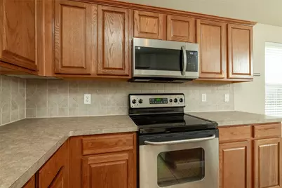 3247 Yeltes, Grand Prairie, TX 75054 - Photo 16