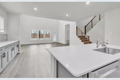 9425 Gossamer St, McKinney, TX 75071 - Photo 2