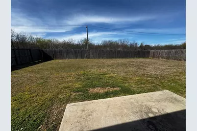 3828 Skylane Avenue, Corsicana, TX 75110 - Photo 14