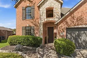 1902 Bentwood Ct, Grapevine, TX 76051 - Photo 4