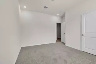 9401 Gossamer St, McKinney, TX 75071 - Photo 8