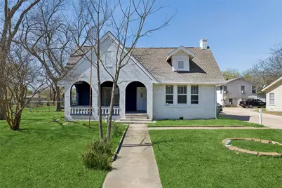 1401 Bolivar Street, Denton, TX 76201 - Photo 1