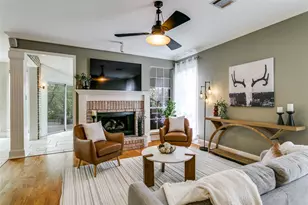 2718 Hidden Lake Dr, Grapevine, TX 76051 - Photo 12