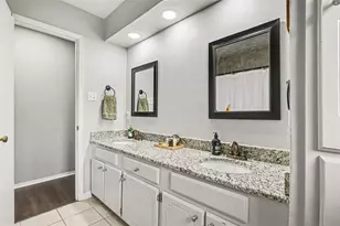 2805 Autumn Dr, Hurst, TX 76054 - Photo 18