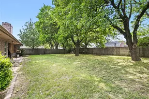 2805 Autumn Dr, Hurst, TX 76054 - Photo 30