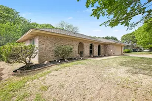 2805 Autumn Dr, Hurst, TX 76054 - Photo 26