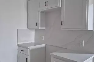 5057 Ridglea Ln, Fort Worth, TX 76116 - Photo 2