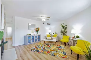 2310 Balsam Dr, Arlington, TX 76006 - Photo 4