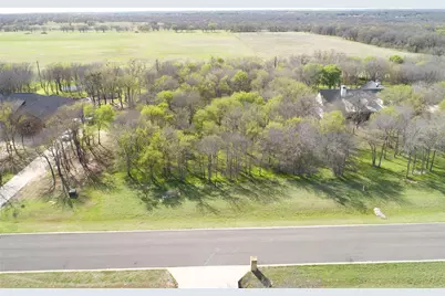 352 Sugartree Circle, Lipan, TX 76462 - Photo 6