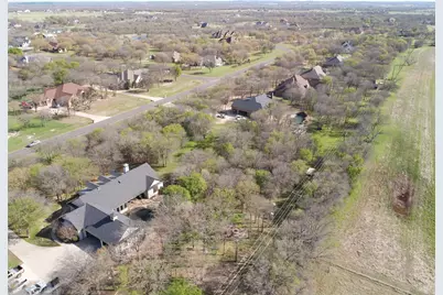 352 Sugartree Circle, Lipan, TX 76462 - Photo 8