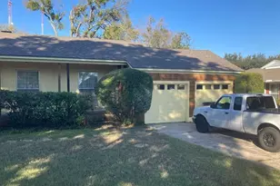 1820 Oakland Blvd, Fort Worth, TX 76103 - Photo 4