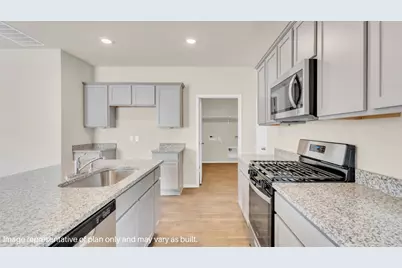 2124 Chantilly Lane, Arlington, TX 76015 - Photo 6