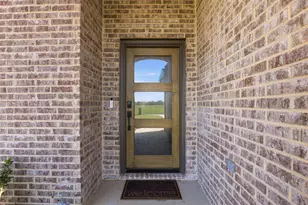 1101 Springfield Rd, Springtown, TX 76082 - Photo 6