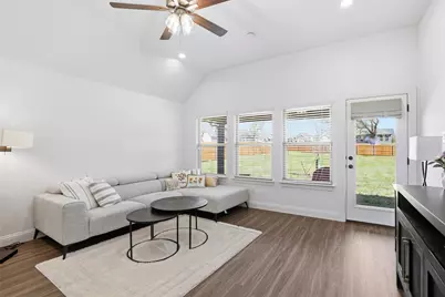 1101 Springfield Road, Springtown, TX 76082 - Photo 16