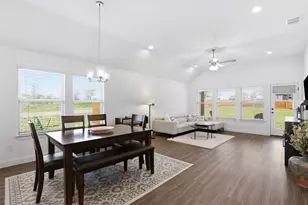 1101 Springfield Rd, Springtown, TX 76082 - Photo 12