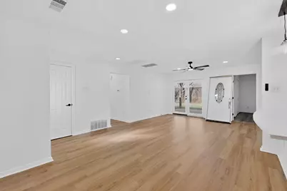 419 Teakwood, Mesquite, TX 75149 - Photo 8