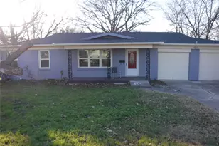 4109 Ridgecrest Cir, Lake Worth, TX 76135 - Photo 1