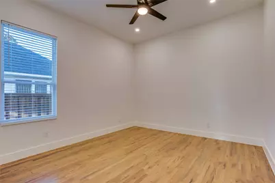 910 Hollywood Avenue, Dallas, TX 75208 - Photo 20