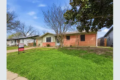 617 Rosewood Hills Drive, Garland, TX 75040 - Photo 2