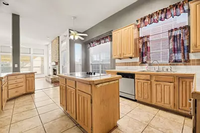 1005 Creek Bend, Carrollton, TX 75007 - Photo 12