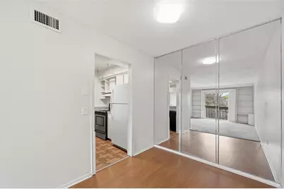 4845 Cedar Springs Road #267, Dallas, TX 75219 - Photo 4