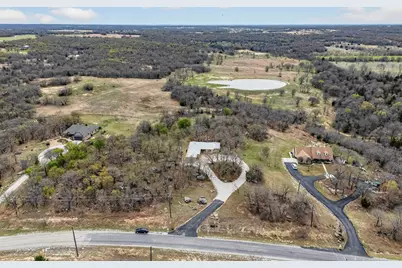 185 Silver Lakes Drive, Sunset, TX 76270 - Photo 8