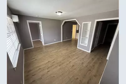 2705 Belzise Terrace, Fort Worth, TX 76104 - Photo 2