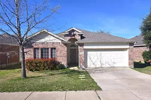 1008 Fort Apache Dr, Fort Worth, TX 76052 - Photo 2