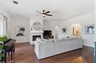 2125 Woodhaven Dr, Little Elm, TX 75068 - Photo 8