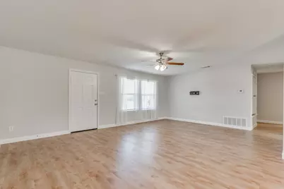 306 Kathy Lane, Granbury, TX 76049 - Photo 8