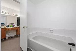 3928 Churchill Dr, Flower Mound, TX 75028 - Photo 18