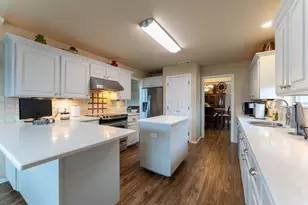 603 Panama Ct, Granbury, TX 76048 - Photo 16