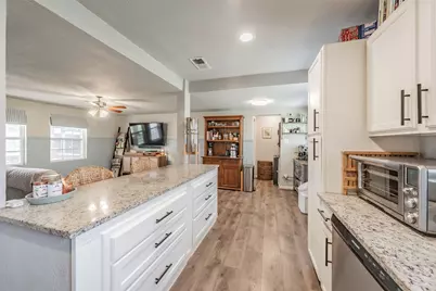 6681 Marie Street, North Richland Hills, TX 76180 - Photo 14