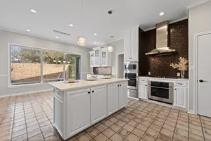 848 S Havenwood Ln, Fort Worth, TX 76112 - Photo 18