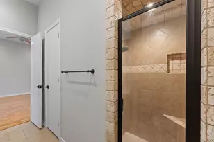 848 S Havenwood Ln, Fort Worth, TX 76112 - Photo 32