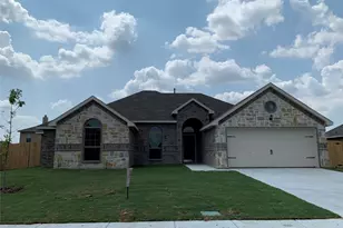 1921 Green Terrace Dr, Royse City, TX 75189 - Photo 2