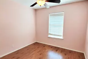 2244 Chapman Dr, Carrollton, TX 75010 - Photo 14