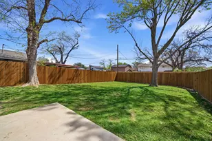 11218 Buchanan Dr, Dallas, TX 75228 - Photo 22