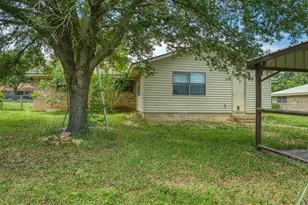 914 S Ave N, Clifton, TX 76634 - Photo 28