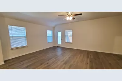 808 Marigold Street, Princeton, TX 75407 - Photo 6