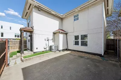1802 N Prairie Avenue, Dallas, TX 75204 - Photo 26