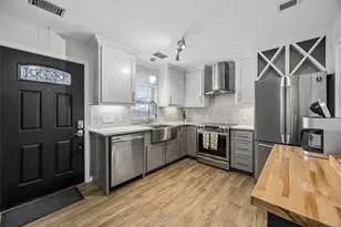 1802 N Prairie Ave, Dallas, TX 75204 - Photo 8